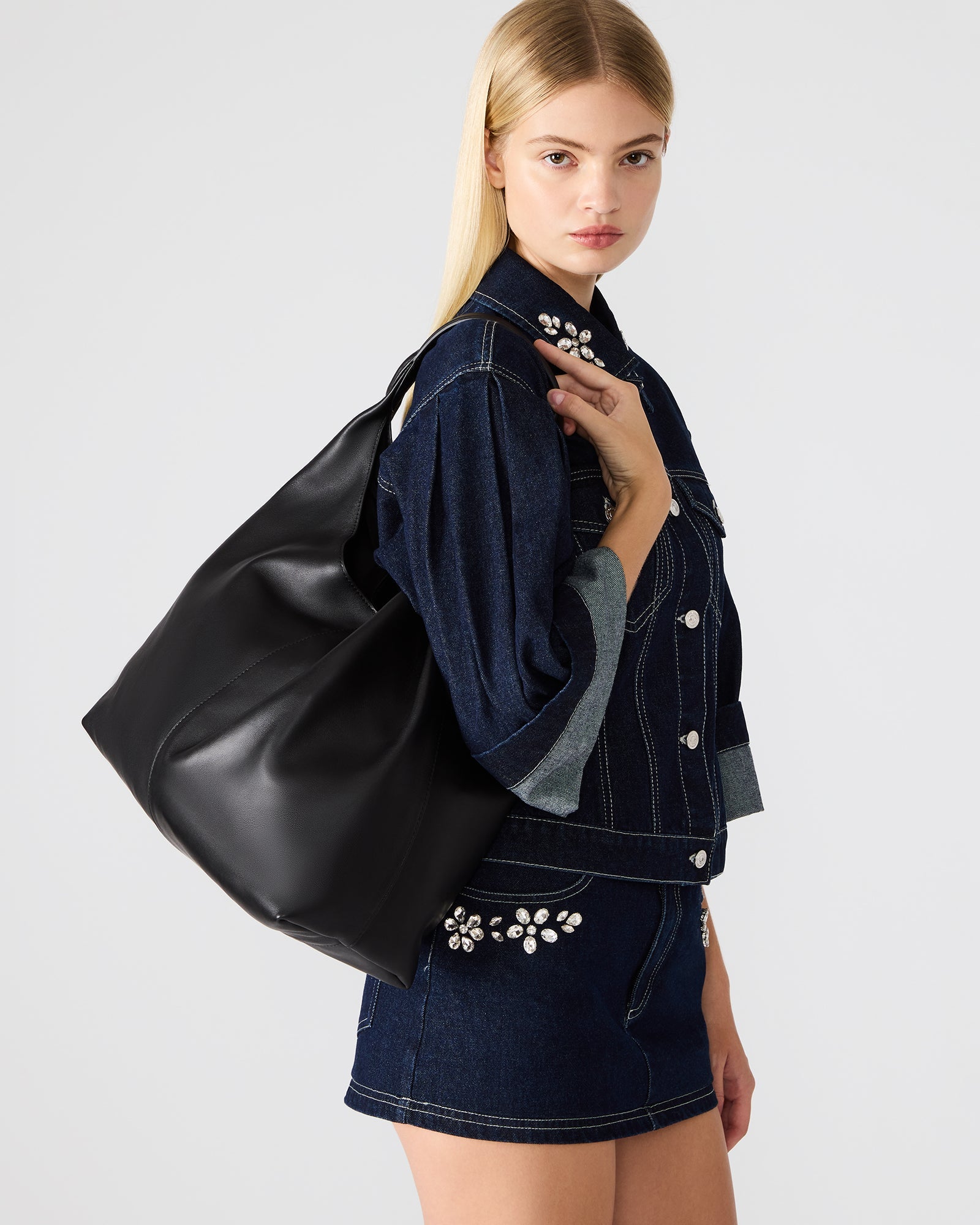 COLLINS BAG BLACK