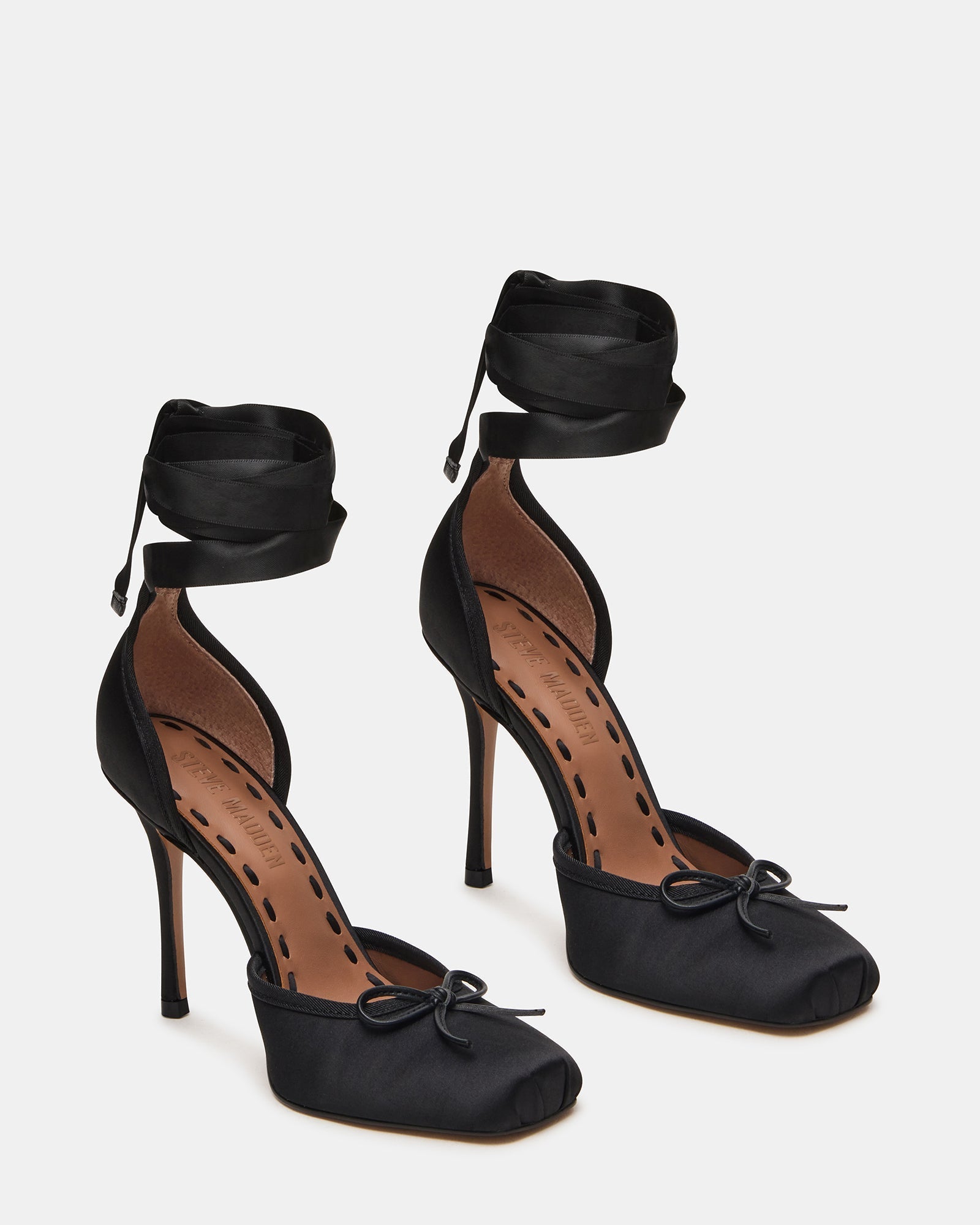 LARINA BLACK SATIN - SM REBOOTED