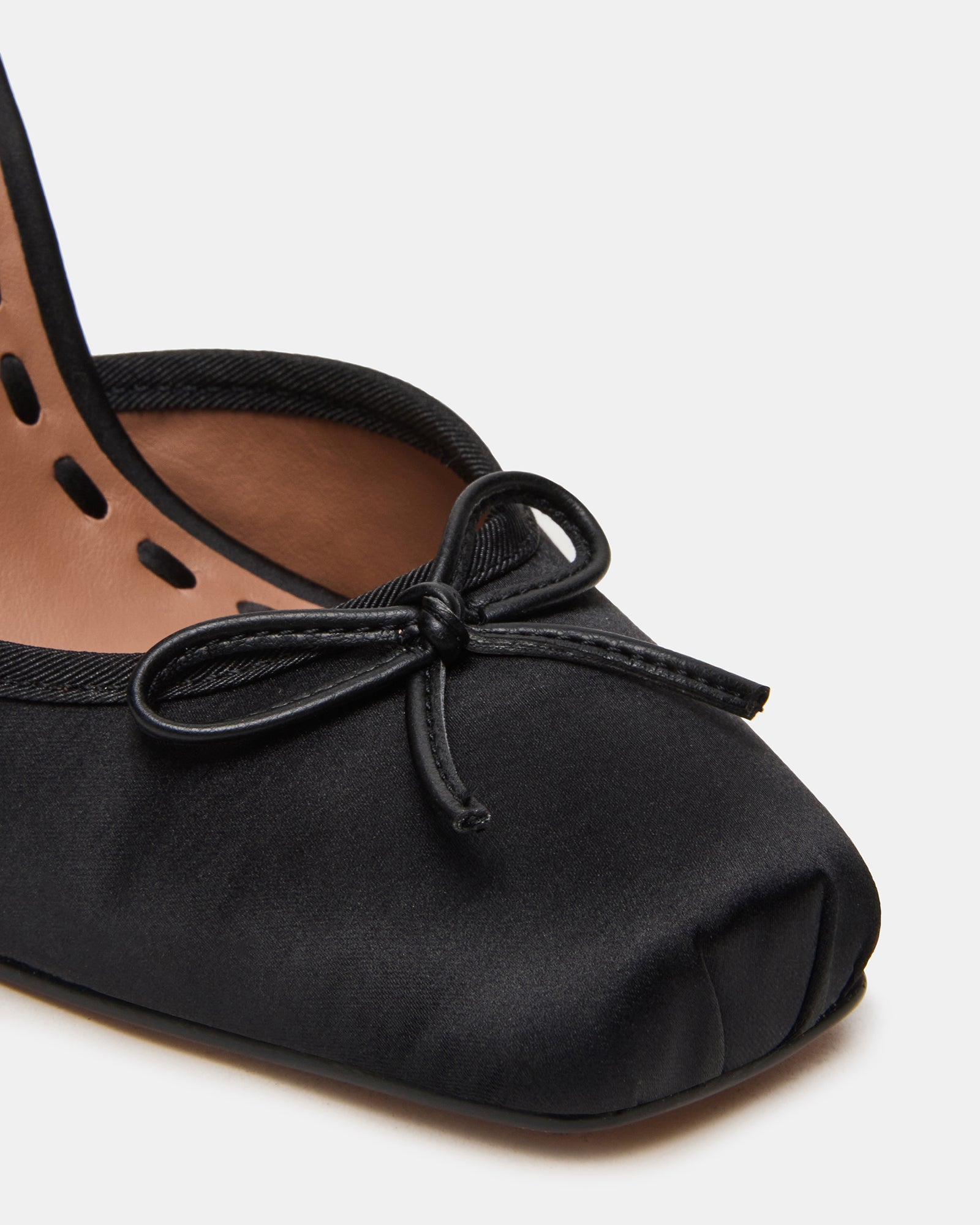 LARINA BLACK SATIN - SM REBOOTED