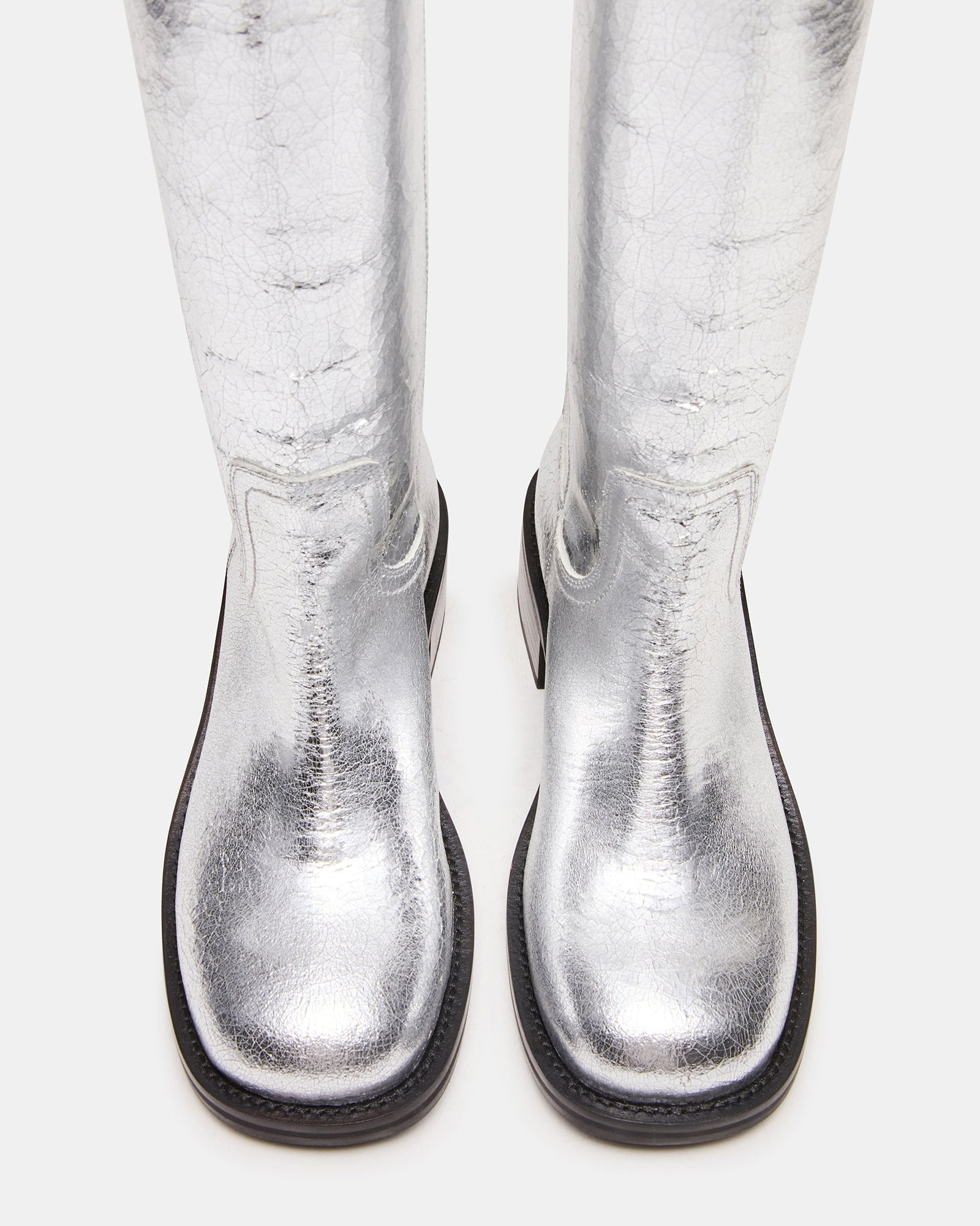 RIGGS SILVER LEATHER